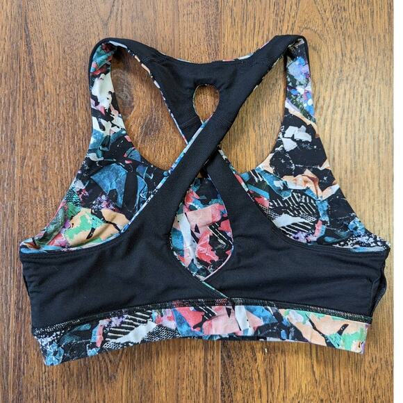 Lululemon Time to Sweat bra 4 - Picture 8 of 9